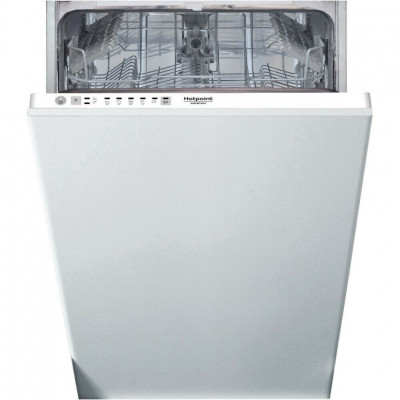 Встраиваемая посудомоечная машина Hotpoint-Ariston HSCIE 2B0